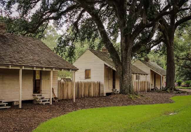 Oak-Alley-Plantation-Tour-With-Transportation-By-Louisiana-Tour-Company