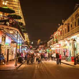 NOLA Drunken History Walking Tour