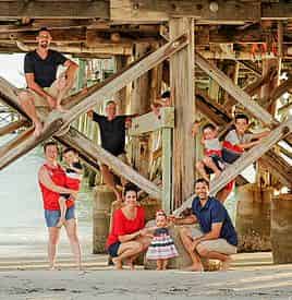 Family Vacation Portraits with Tropical Focus Photography