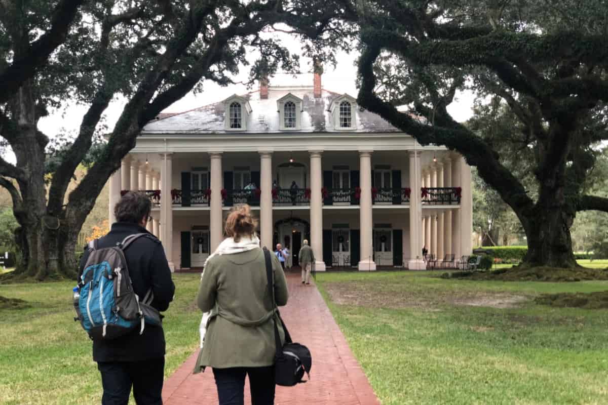 Oak-Alley-and-Laura-Plantation-Combo-Tour-From-New-Orleans