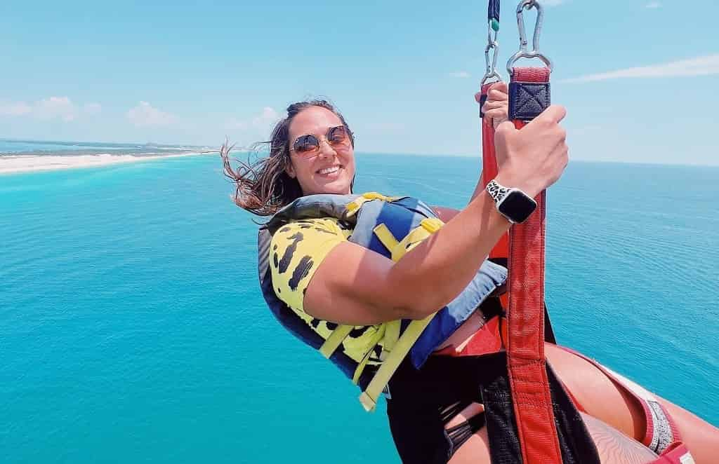 Wet-N-Wild-Watersports-Parasailing