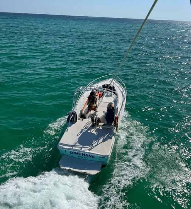 Wet-N-Wild-Watersports-Parasailing