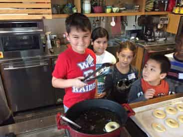 Cajun Gumbo Cooking Class with Southern Food & Beverage Museum