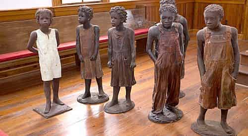 Whitney Plantation Small Group Tour with Transportation from NOLA