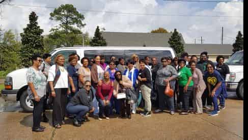 Paddle & Oak Alley Plantation Combo with Transportation from New Orleans