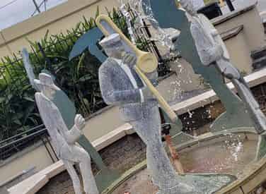 French Quarter & Garden District Bike Tour by Fat Tire Tours
