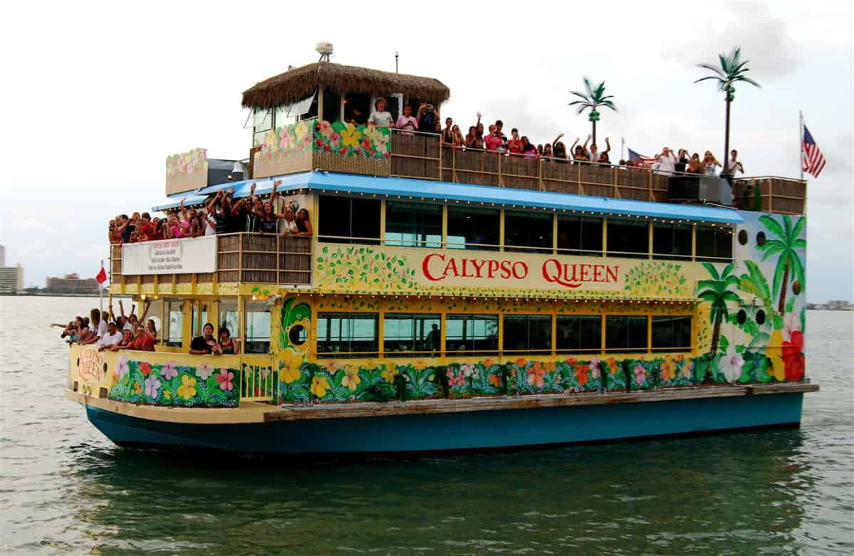 Tropical-Lunch-Cruise-Aboard-the-Calypso-Queen