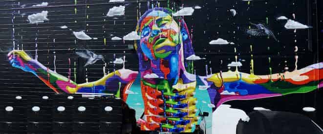 Mural Tour of St. Petersburg by Paradise Tours