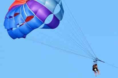 Biloxi Beach Parasailing