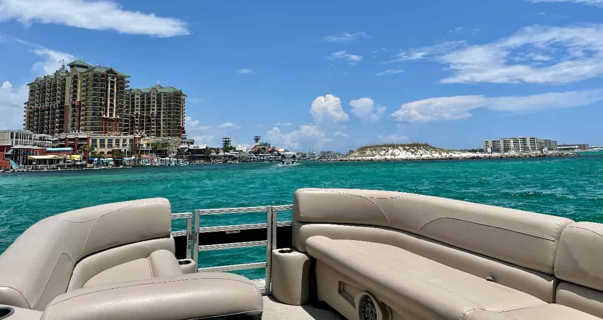 Destin Private Luxury Pontoon Boat Charter for Six People 2024