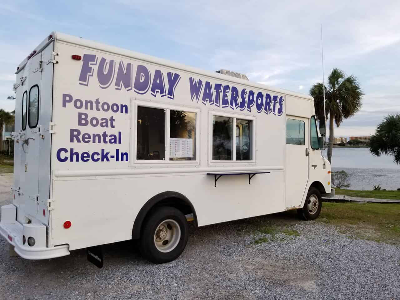 8 Hour Pontoon Boat Rental from Fort Walton Beach (12 Passengers Max)