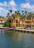 Miami Boat Cruise from Bayside Market