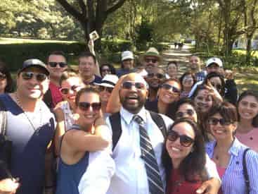 Oak Alley Plantation Tour with Transportation from NOLA Hotels & B&Bs