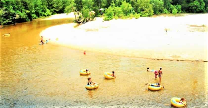 Blackwater-River-Tubing-Trip