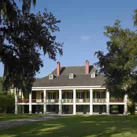 Destrehan Plantation & Small Airboat Combo with Transportation from New Orleans