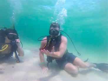 Beginner Scuba Diving Tour