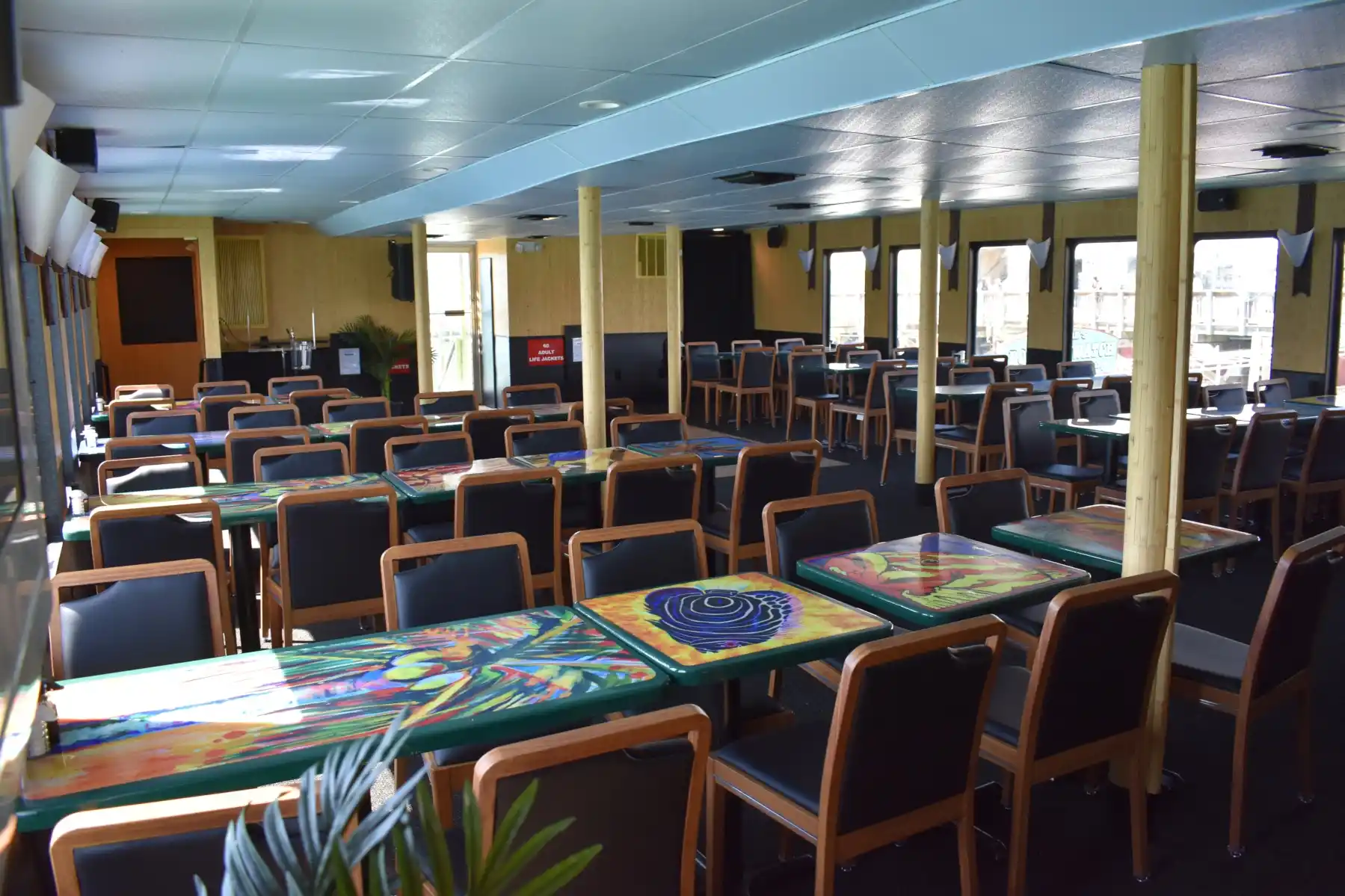 Calypso-Breeze-Tropical-Themed-Evening-Cruise-with-Optional-Buffet