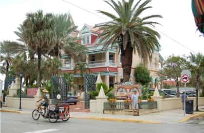 Key West Day Trip with Glass Bottom Boat Ride