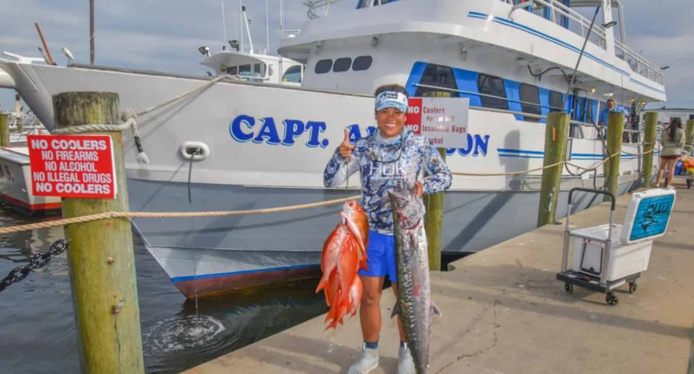 Deep-Sea-Party-Boat-Fishing-in-Panama-City-Beach-5-Hour-Trip