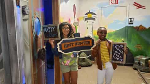Underwater Escape Room at Hint Hunters