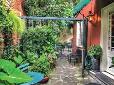 Best Chefs of New Orleans Tour with New Orleans Secrets Tours