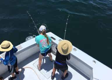 Inshore & Deep Sea Fishing Charters with Charter Boat Screamn Drag