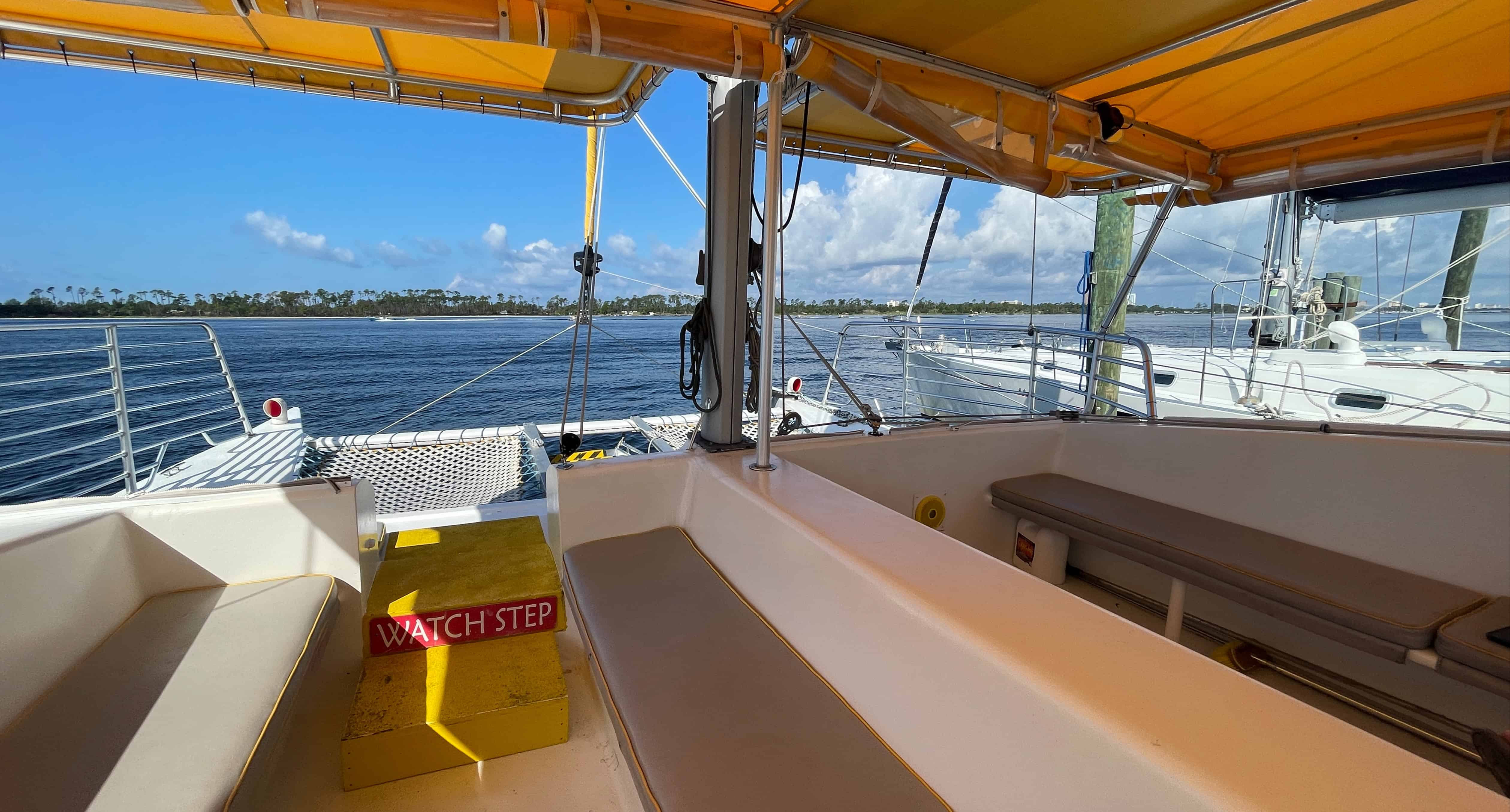 Daytime-Dolphin-Sail-Aboard-The-Footloose-Catamaran