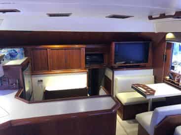Luxury Destin Fishing Charter aboard the Borderline