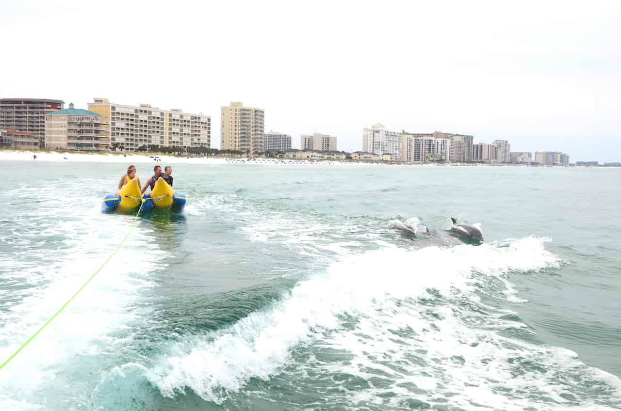 Banana-Boat-Rides-with-Mobile-Sports