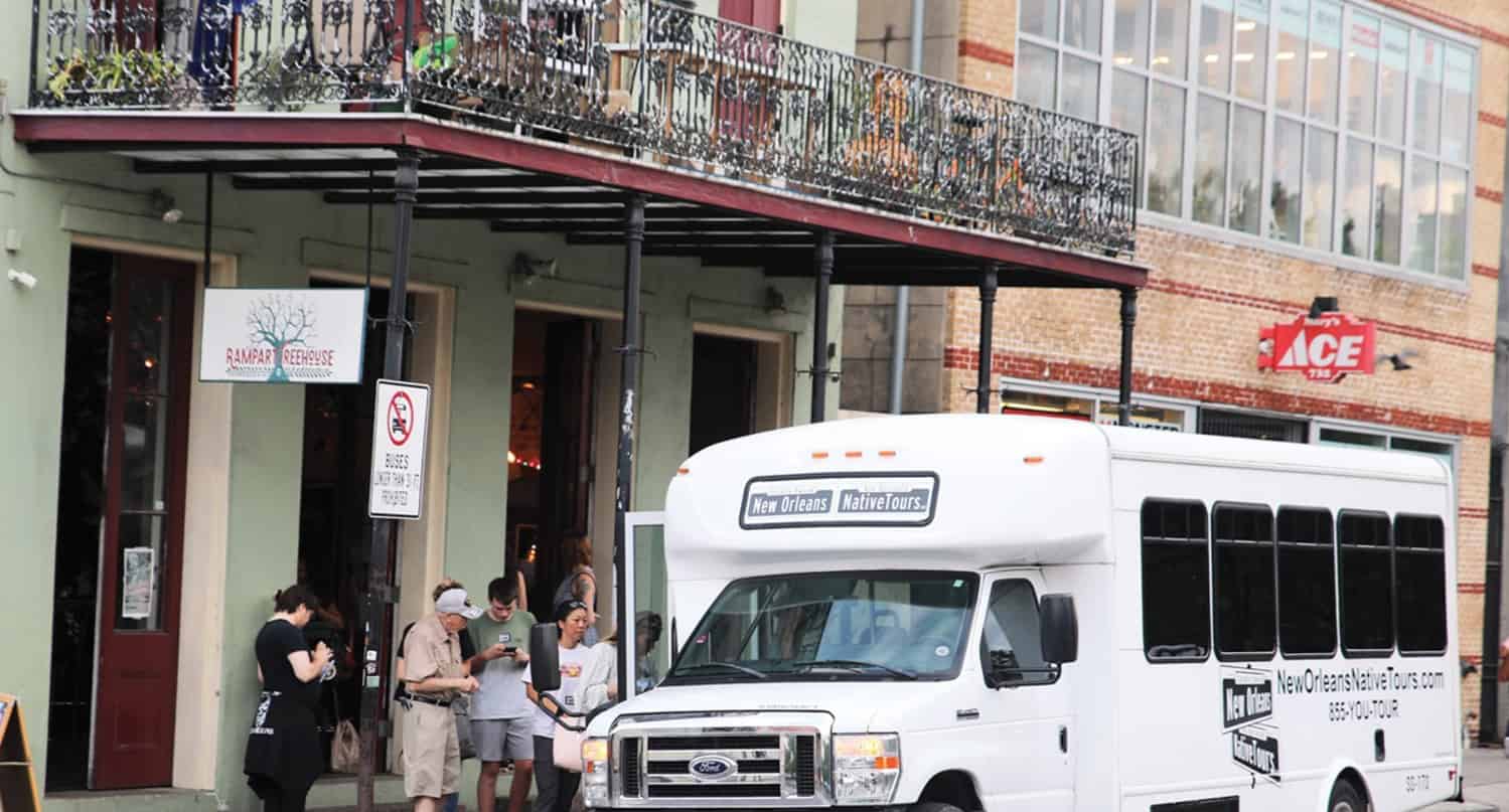 DEAD-OF-NIGHT-Ghost-and-Graveyard-Bus-Tour-by-Haunted-History-Tours