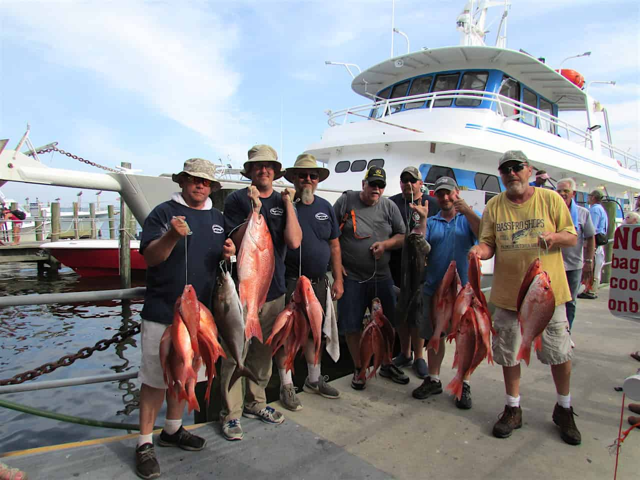 Deep-Sea-Party-Boat-Fishing-in-Panama-City-Beach-10-Hour-Trip