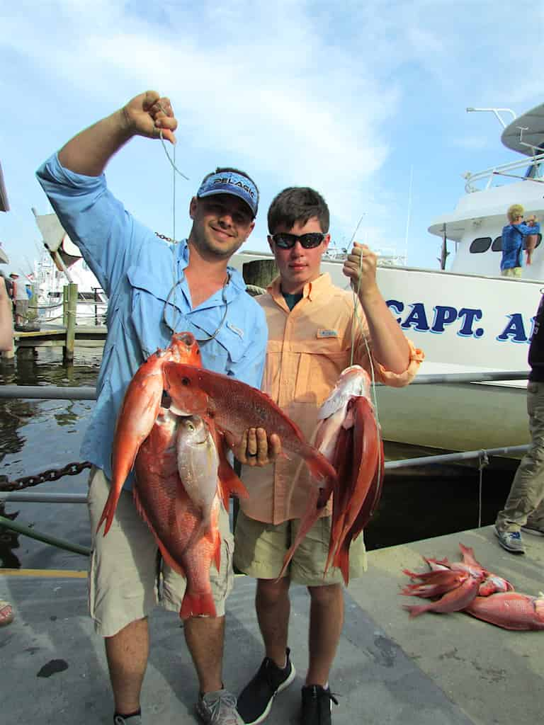 Deep-Sea-Party-Boat-Fishing-in-Panama-City-Beach-10-Hour-Trip