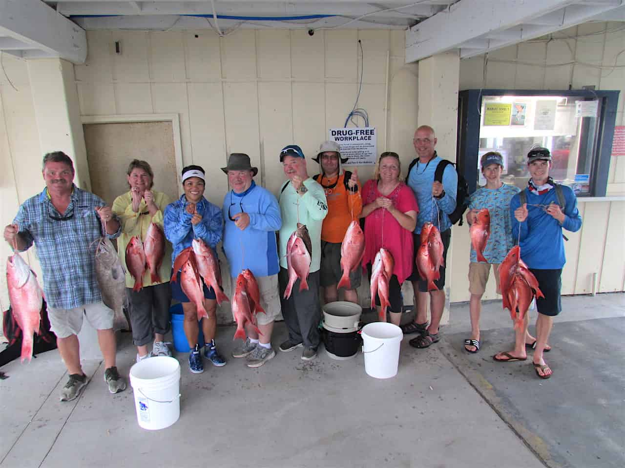 Deep-Sea-Party-Boat-Fishing-in-Panama-City-Beach-10-Hour-Trip