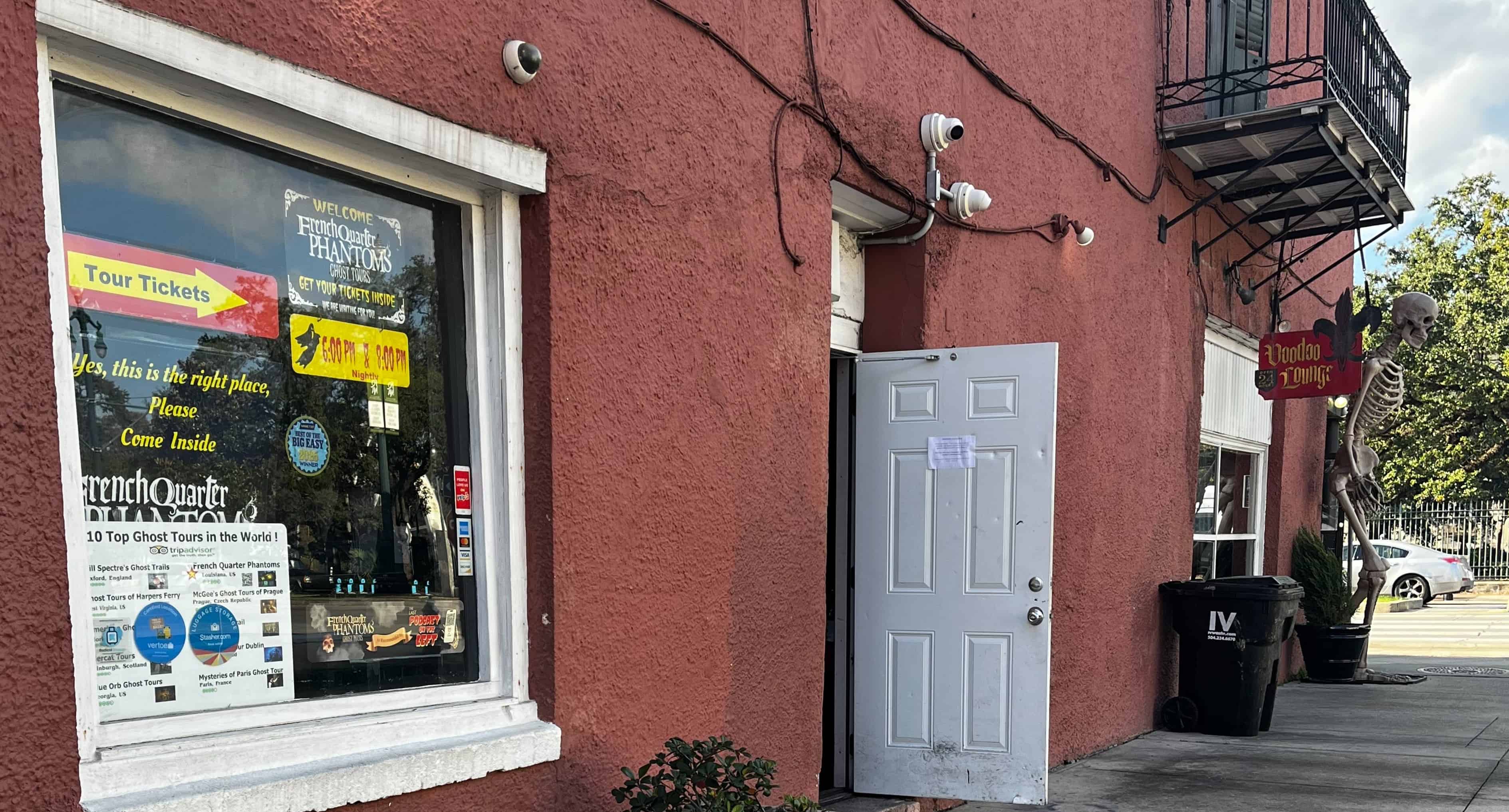 Saints-and-Sinners-Dirty-Little-French-Quarter-History-Tour-by-French-Quarter-Phantoms