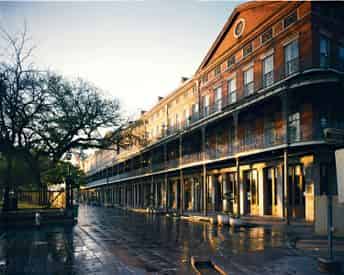 French Quarter & Cemetery Early Bird Discount Combo Tour