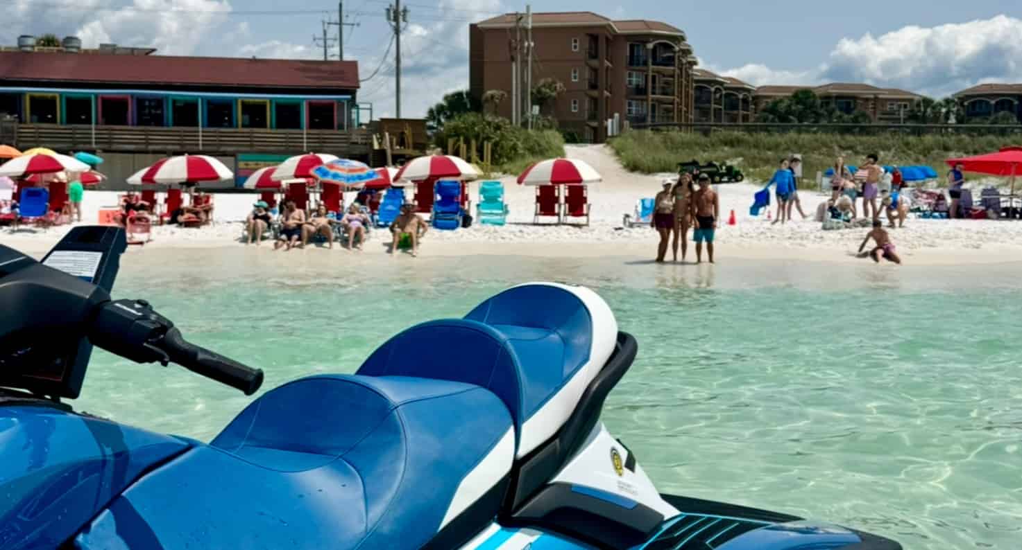 Miramar-Beach-Banana-Boat-and-Parasailing-Combo