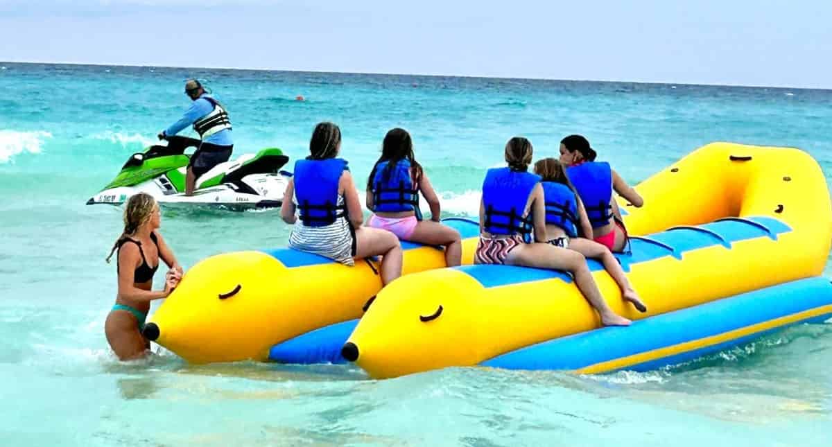 Miramar-Beach-Banana-Boat-and-Parasailing-Combo