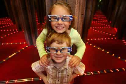 Ripley's Marvelous Mirror Maze