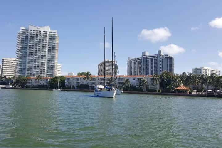 90-Minute-Amphibious-Duck-Tour-of-South-Beach