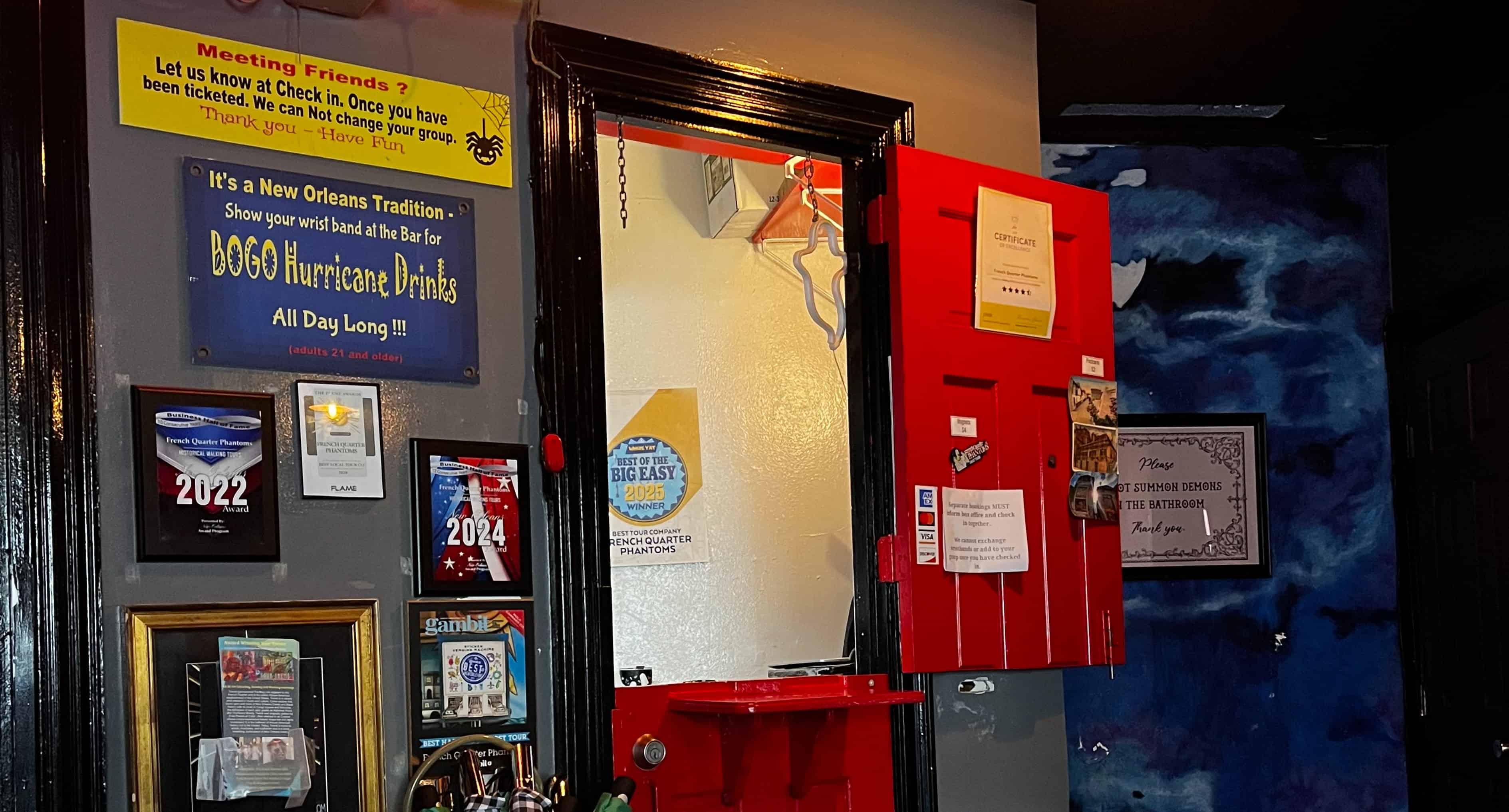 Ghost-and-Vampire-Walking-Tour-by-French-Quarter-Phantoms