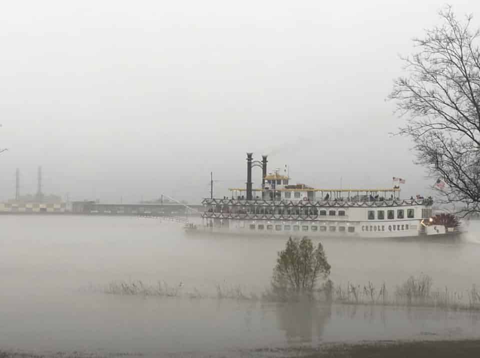 Chalmette-Battlefield-Tour-and-Paddlewheeler-River-Cruise