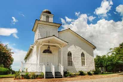 Whitney Museum Plantation & Pontoon Swamp Boat Tour with Transportation