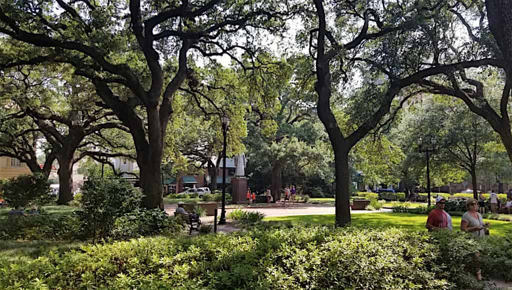 Old-Town-Trolley-Tours-Savannah