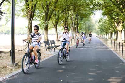 Daytime Washington DC Bike Tour