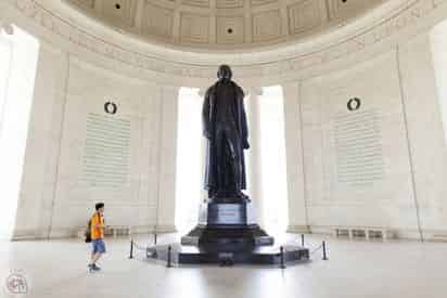 Monuments, Memorials, and Arlington Cemetery Bike Tour