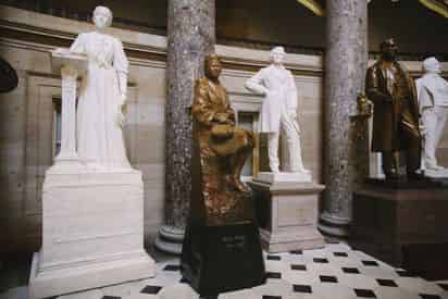 U.S. Capitol Building and Capitol Hill Walking Tour