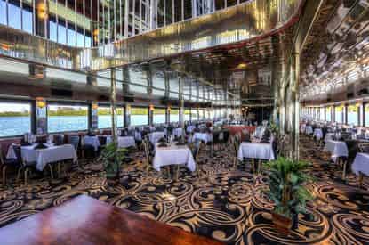 Evening Yacht Cruise with Live Entertainment on the StarLite Majesty
