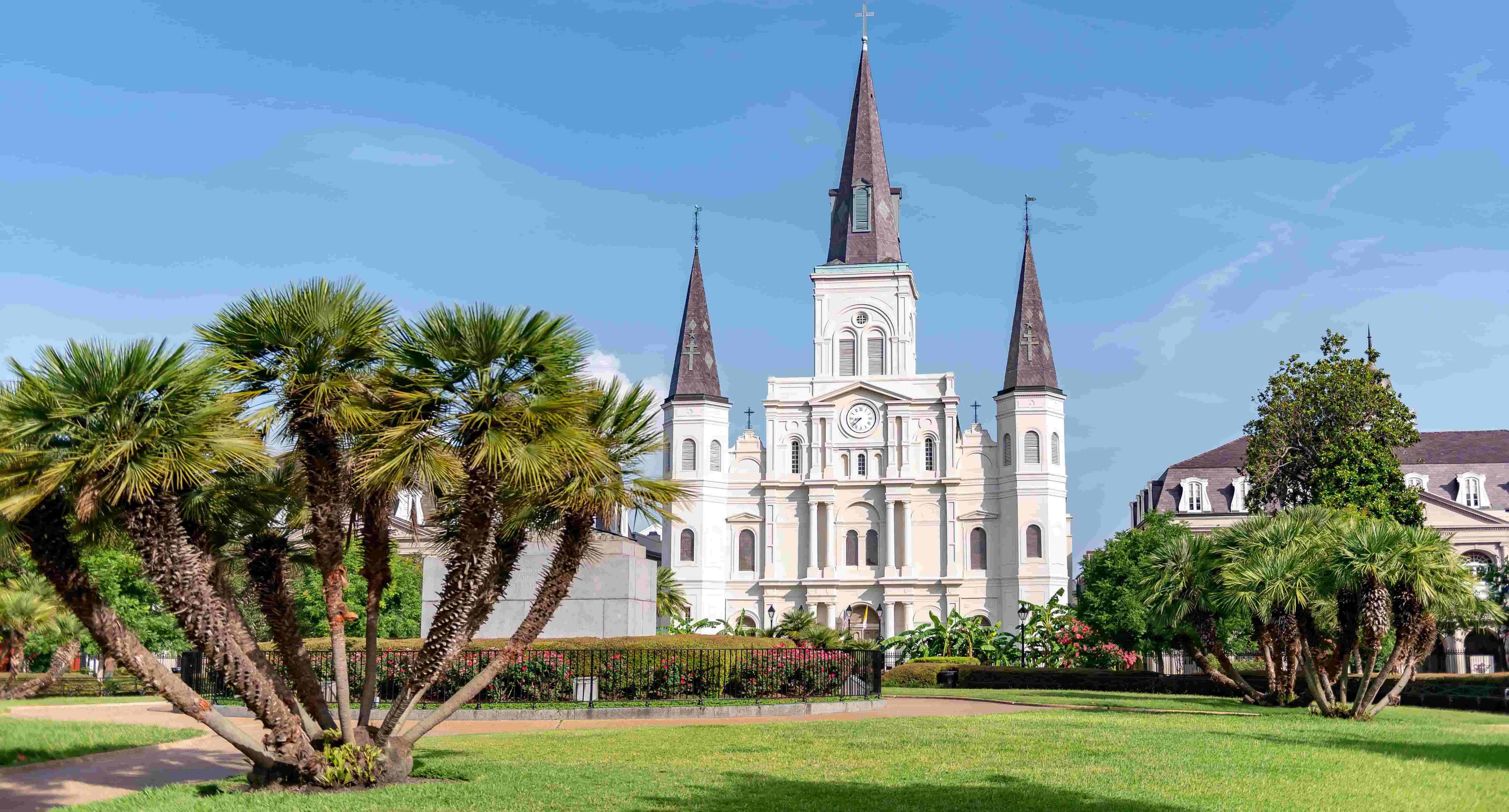 New-Orleans-City-Tour-By-Mini-Bus-With-Southern-Style-Tours