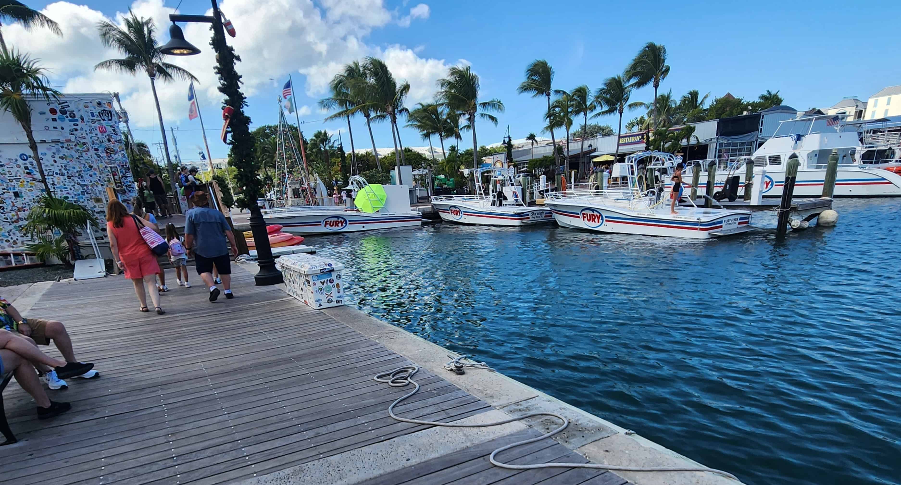 Champagne-Sunset-Sail-by-Sebago-Watersports