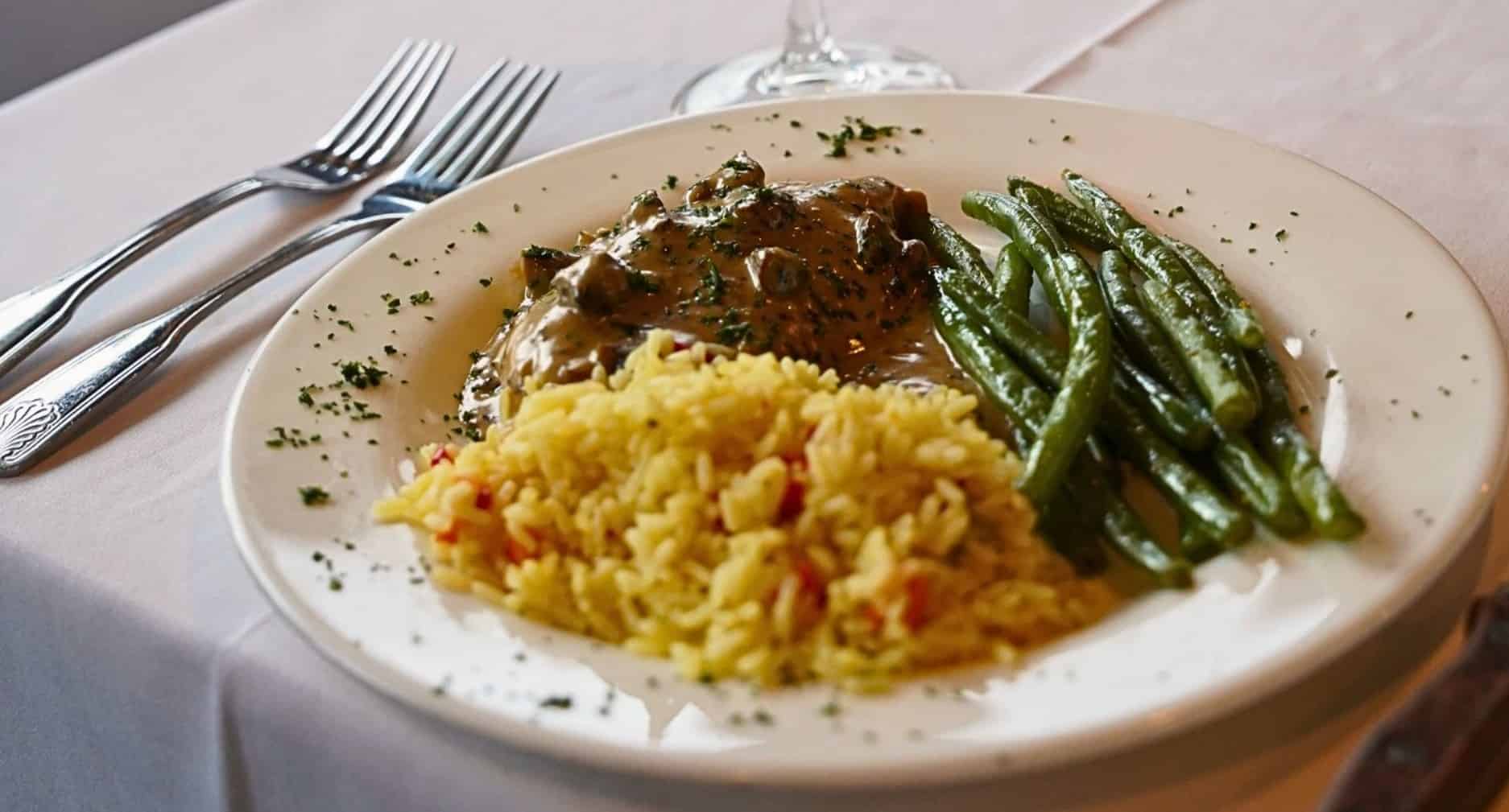 Daytime-Music-Cruise-with-Optional-Meal-Service-on-the-StarLite-Majesty